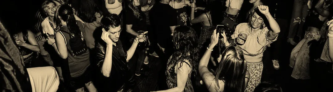 Broadway Rave
