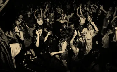 Broadway Rave