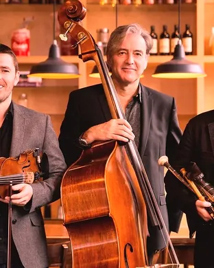 Lunasa Solana Beach