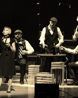 Piaf! The Show